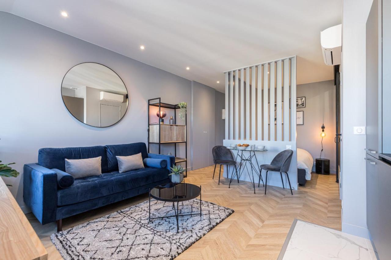 1 Su Ede - Dernier Etage Ascenseur - 1 Min Plage Et Zone Pietonne Niza Exterior foto